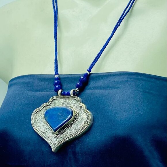 Lapis Lazuli Beaded Chain Pendant Necklace, Striking Blue Stone Pendant, Gemston - Picture 5 of 12